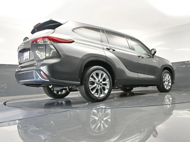 Used 2021 Gray Toyota Limited image 59