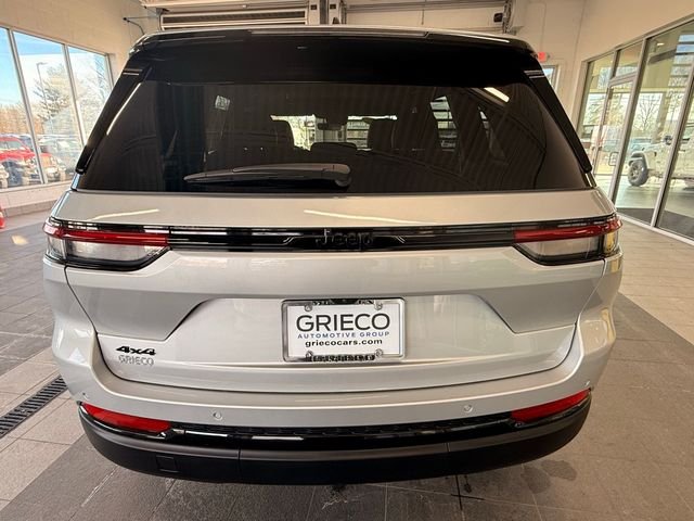 2025 Jeep Grand Cherokee Altitude - Photo 10