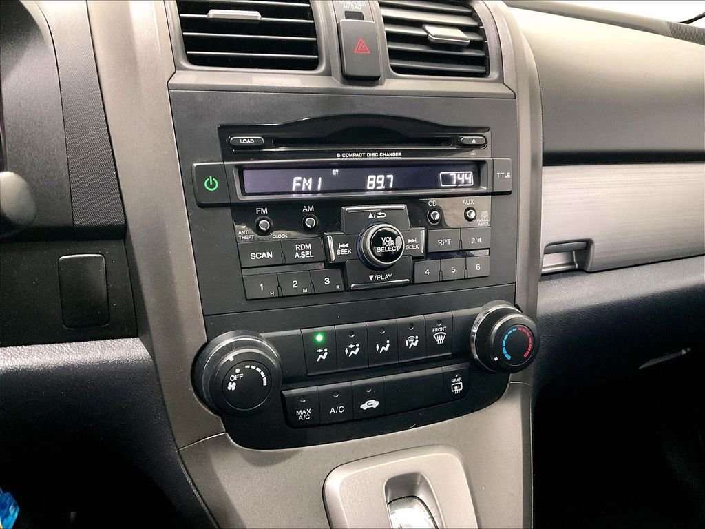 Used 2011 Gray Honda SE image 24