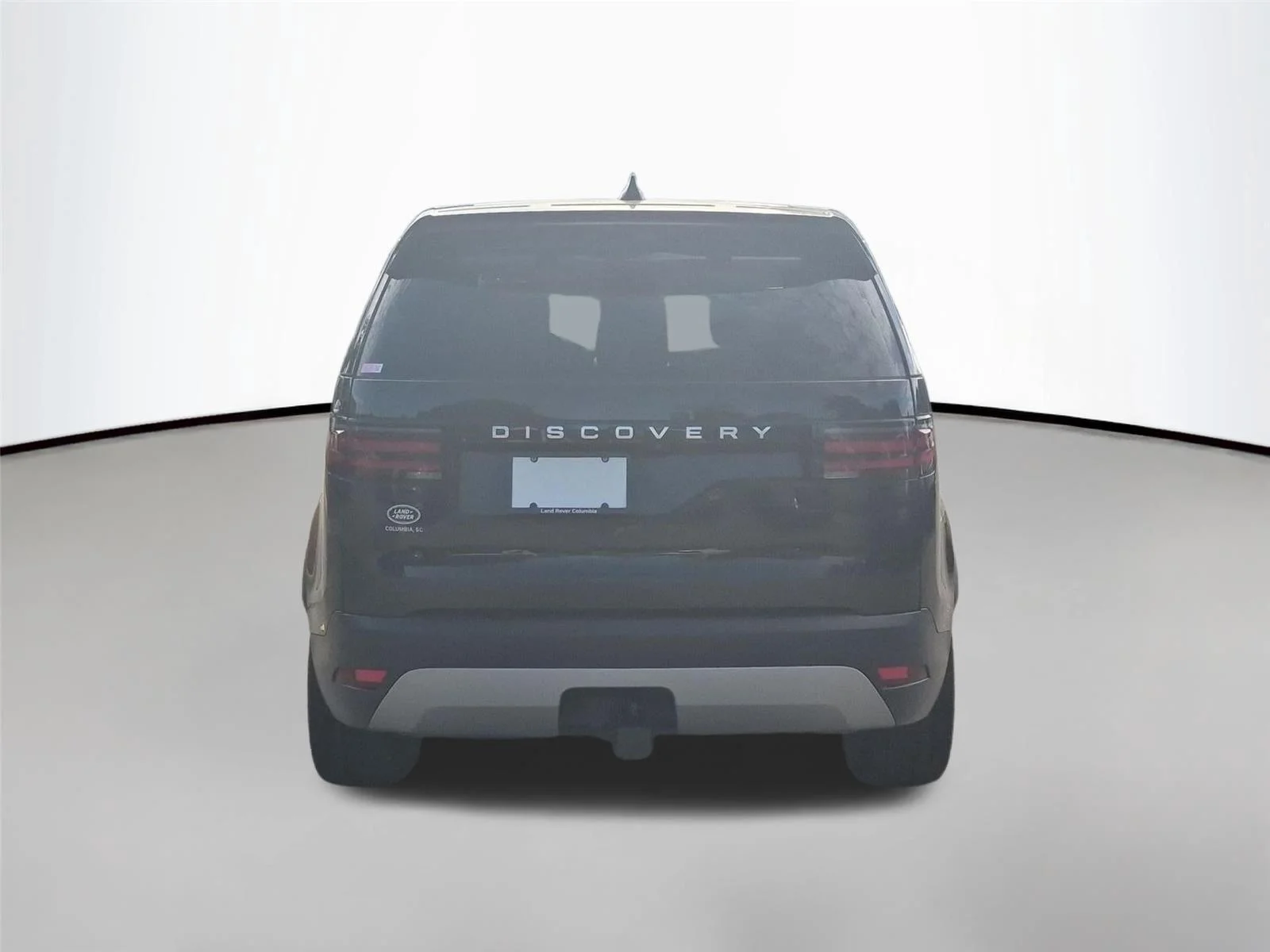 Used 2024 Santorini Black Metallic Land Rover S image 4