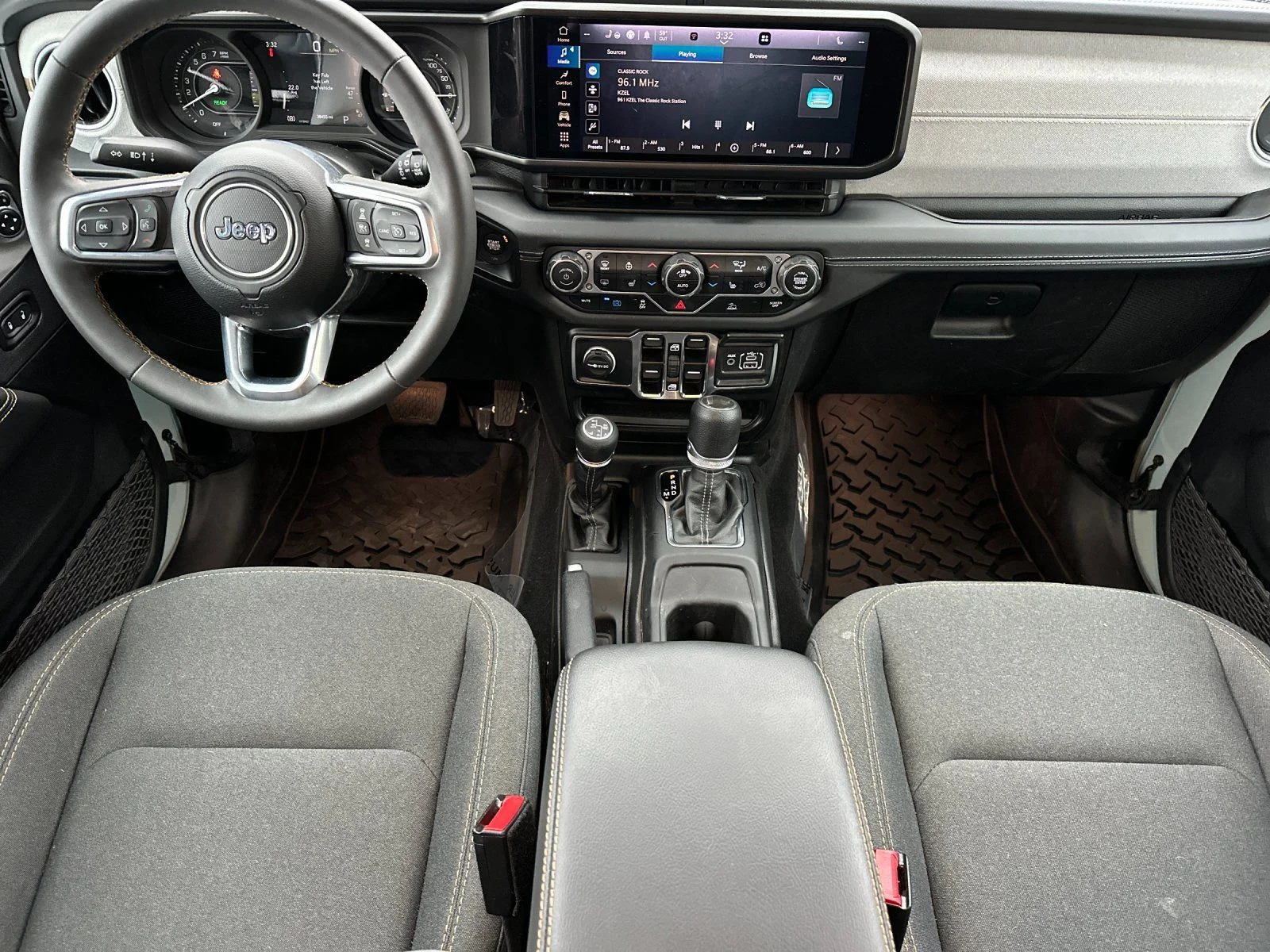Used 2024 Gray Jeep Sahara 4xe image 12