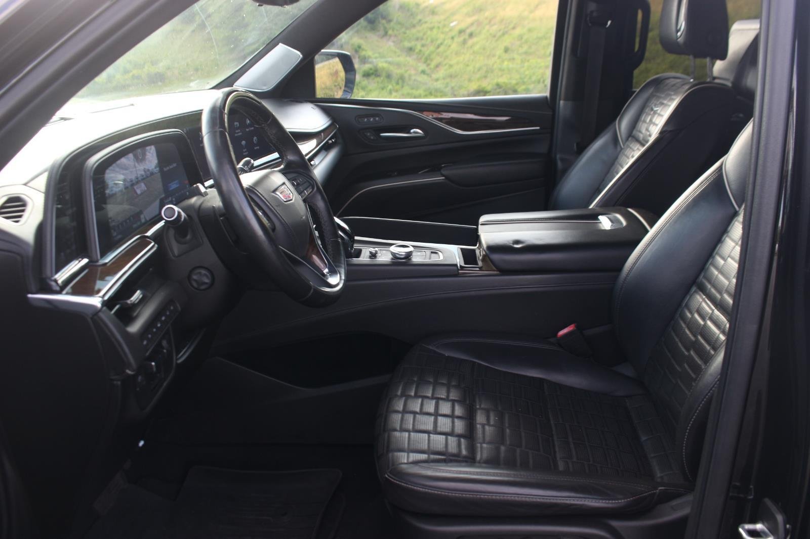 Used 2021 BLACK RAVEN Cadillac Sport Platinum image 14