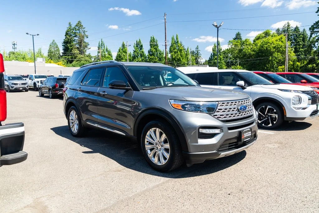 Used 2021 Gray Ford Limited image 26
