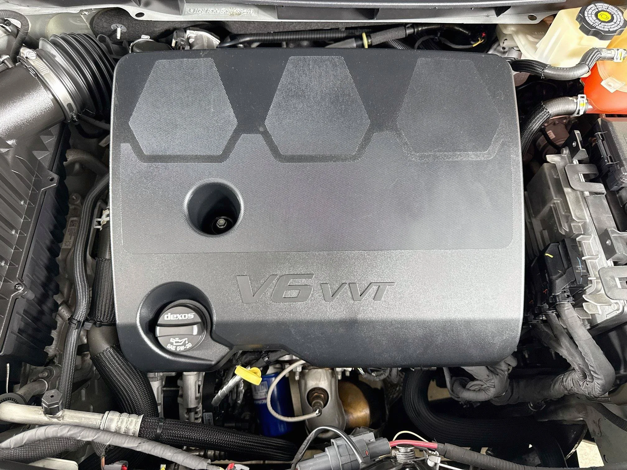 Used 2019 SILVER ICE METALLIC Chevrolet LS image 32