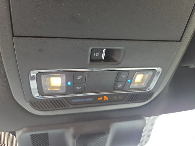 Used 2021 White Ford Lariat image 34