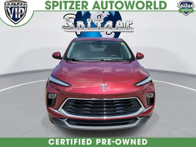 Used 2024 Red Buick Preferred image 3