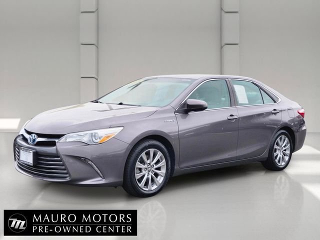 Used 2015 Gray Toyota XLE image 7