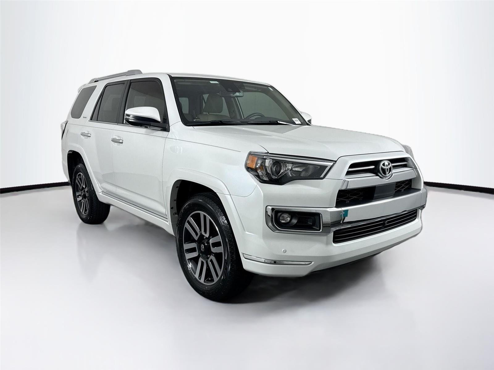 Certified Used 2024 Wind Chill Pearl Toyota Limited image 10