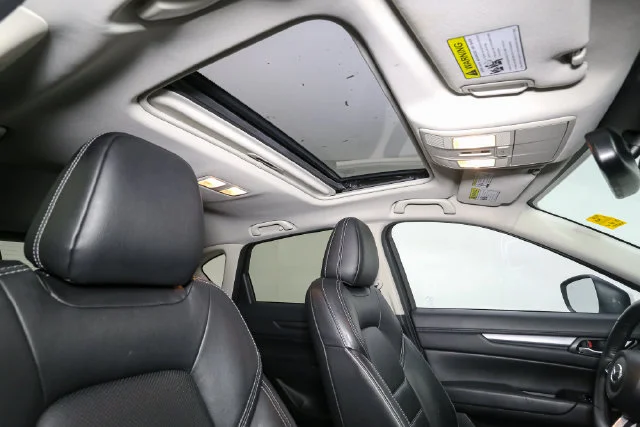 Used 2025 White Mazda 2.5 S Preferred Package image 18