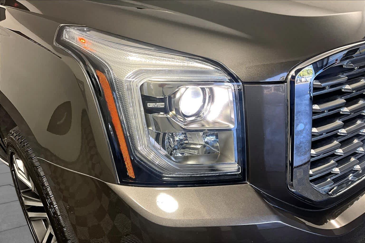 Used 2019 Smokey Quartz Metallic GMC Denali image 25