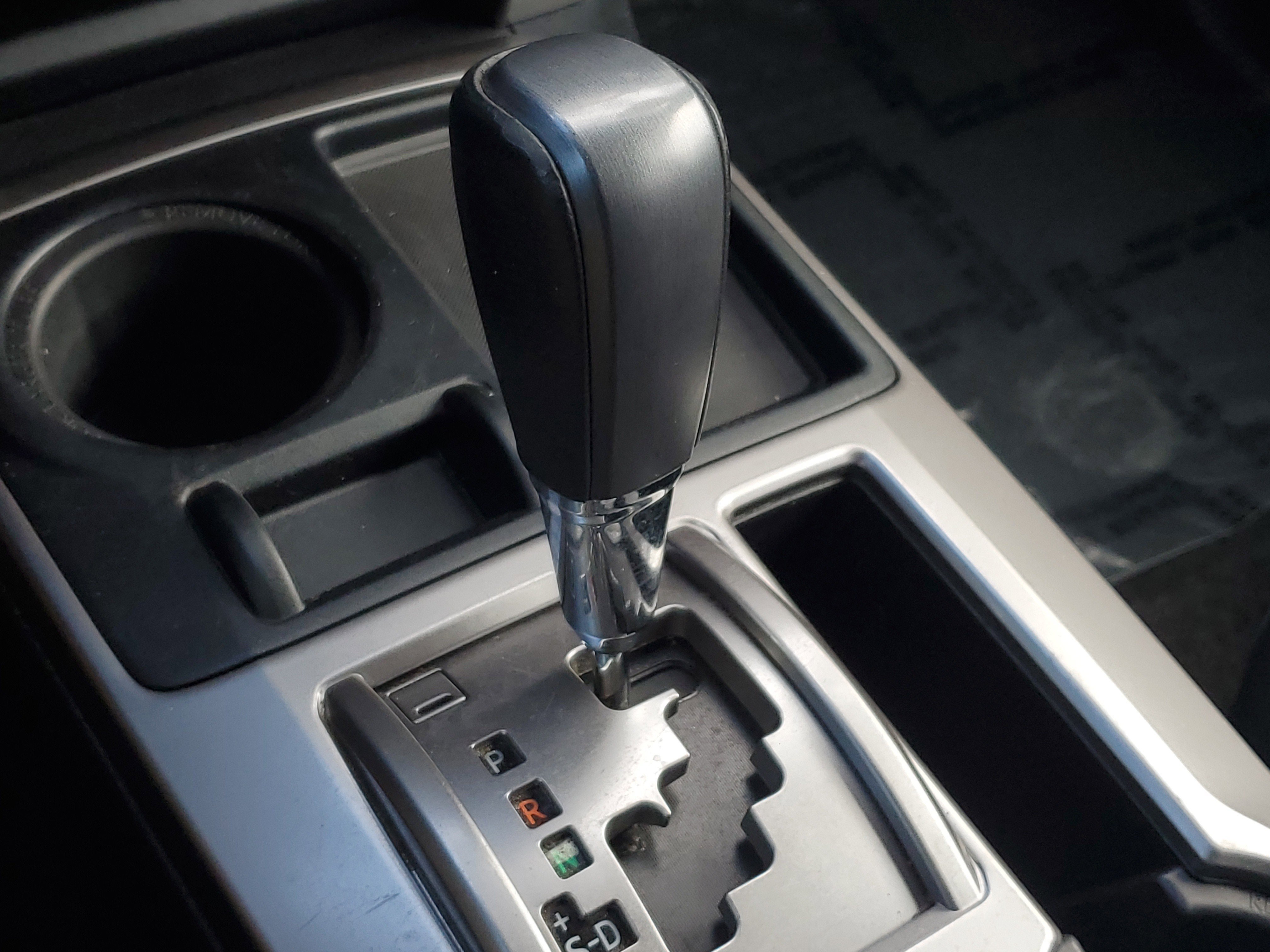 Used 2023 Classic Silver Metallic Toyota SR5 image 31