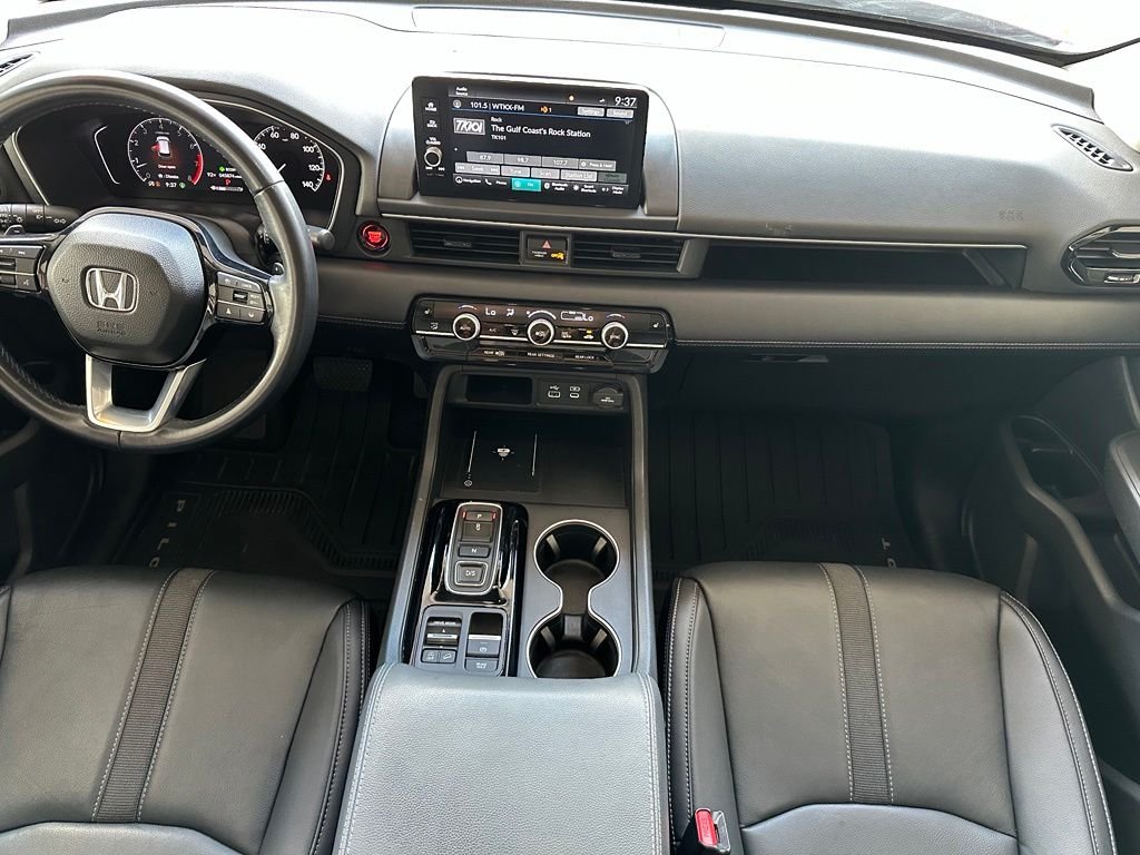Used 2024  Honda Touring image 17