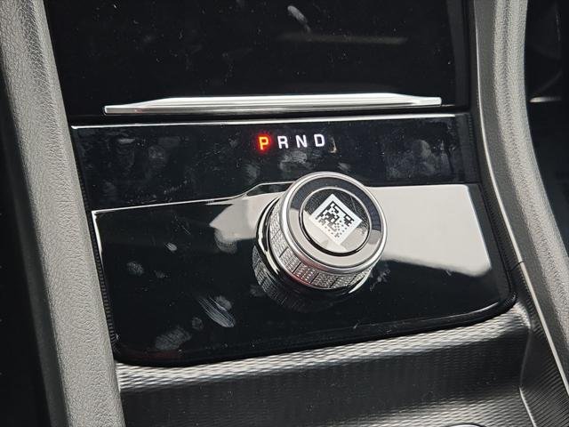 New 2025 Velvet Red Pearl-Coat Exterior Paint Jeep Altitude X image 29