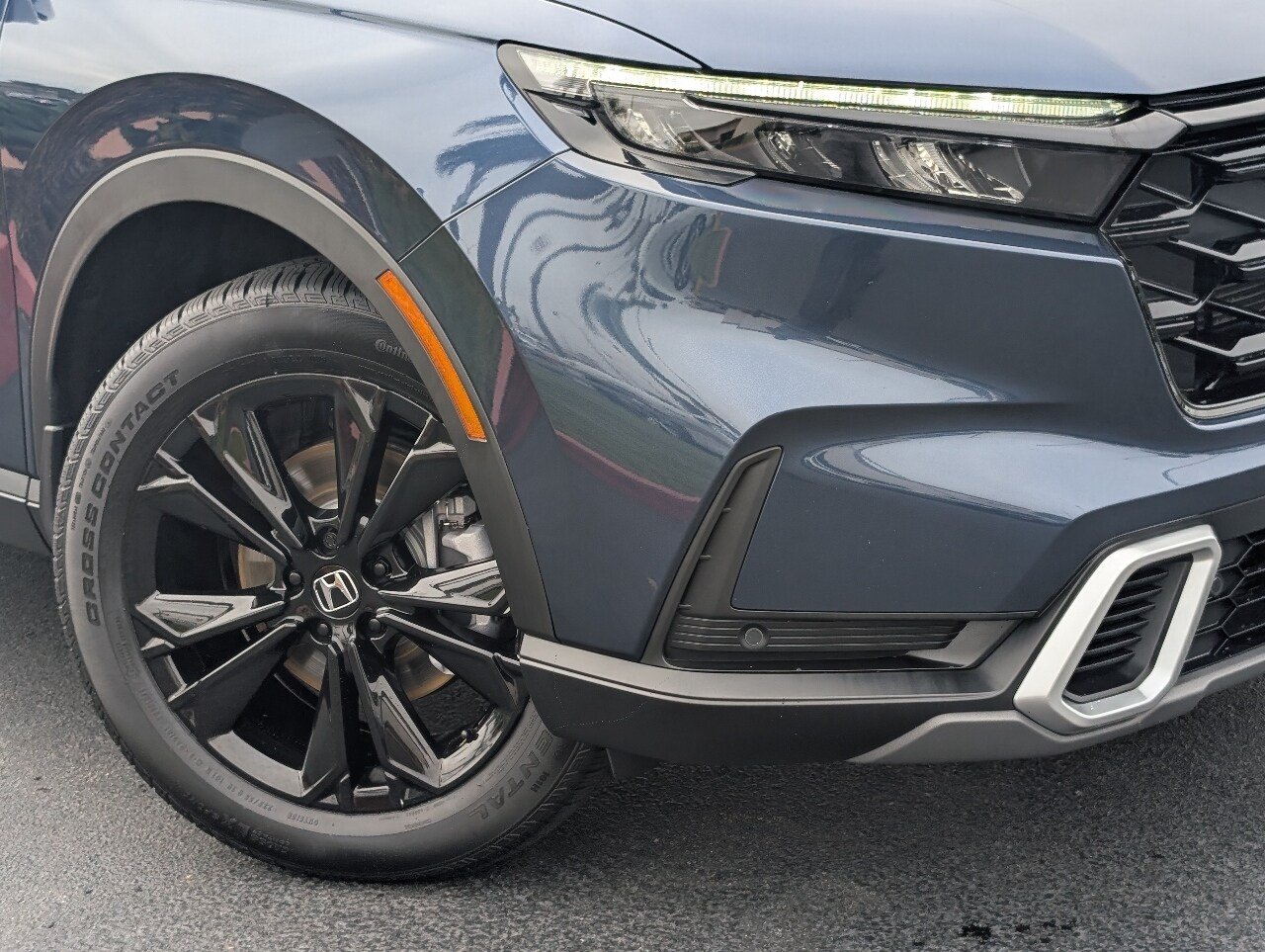 Used 2024 Canyon River Blue Metallic Honda Sport Touring image 2