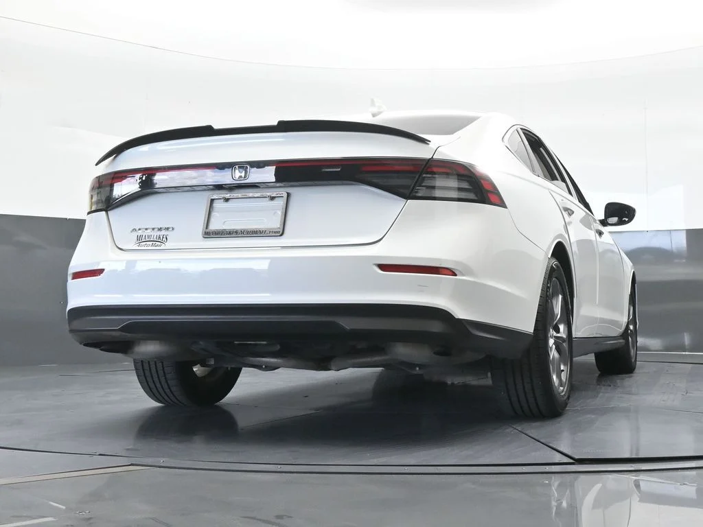 Used 2024 White Honda EX image 57