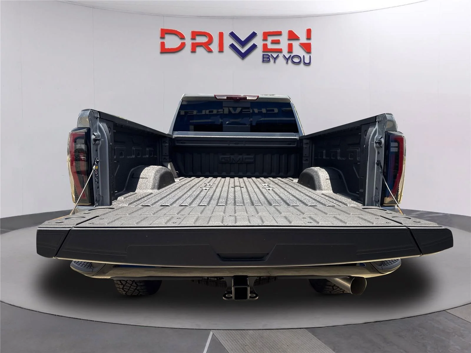 New 2026 Sterling Metallic GMC AT4X image 15