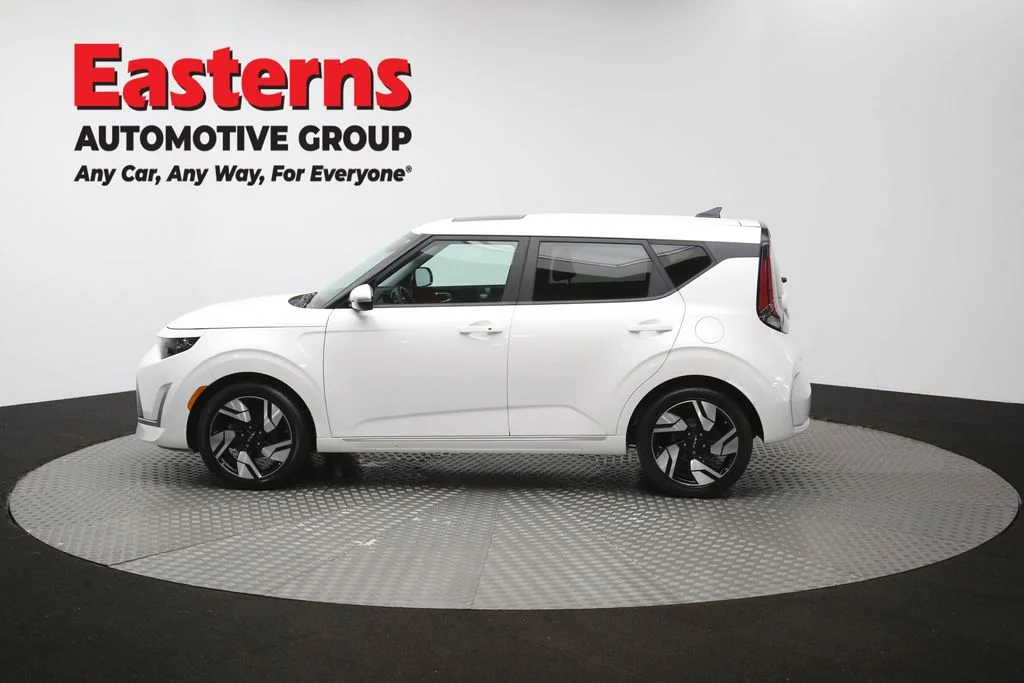 Used 2023 White Kia GT-Line image 60