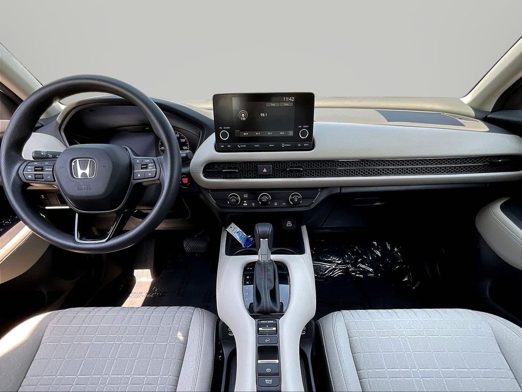 Used 2024 White Honda LX image 9