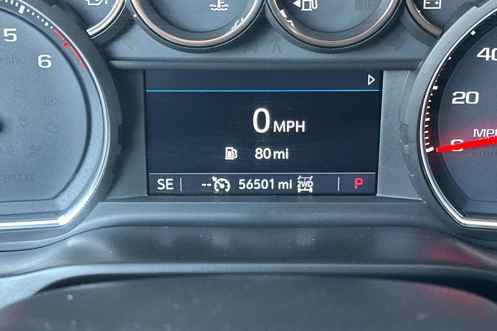 Used 2020 SHADOW GRAY METALLIC Chevrolet LT image 23
