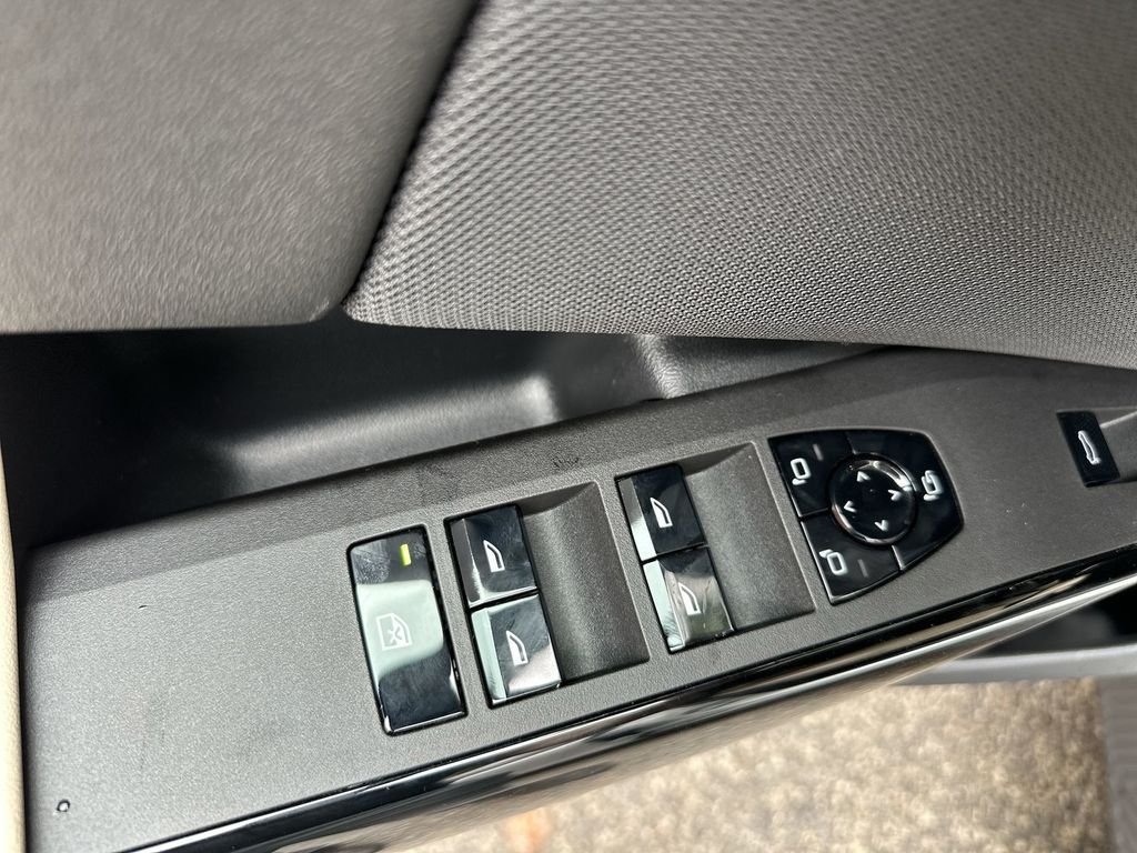 2026 BMW X3 30 - Photo 15