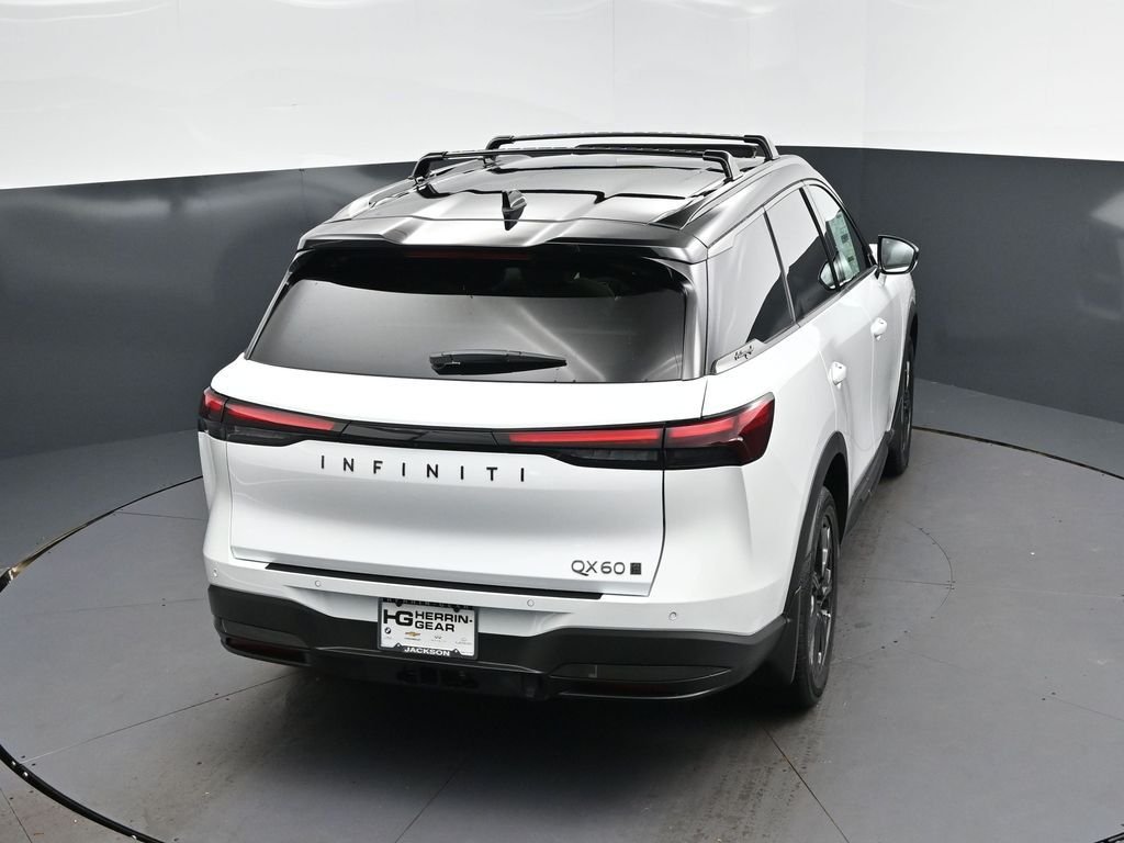 New 2027 2T RAD WHT INFINITI Autograph AWD image 35