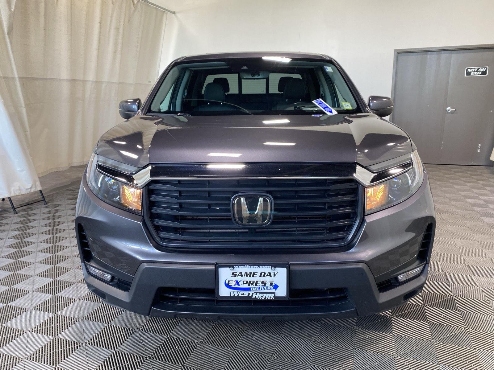Used 2023 Modern Steel Metallic Honda RTL image 2