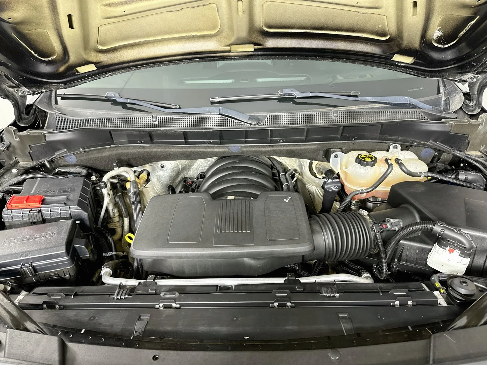 Used 2022 Black Chevrolet Z71 image 33