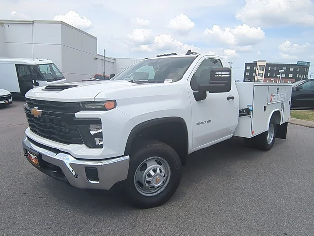 2025 Chevrolet Silverado 3500 HD Chassis Cab Work Truck
