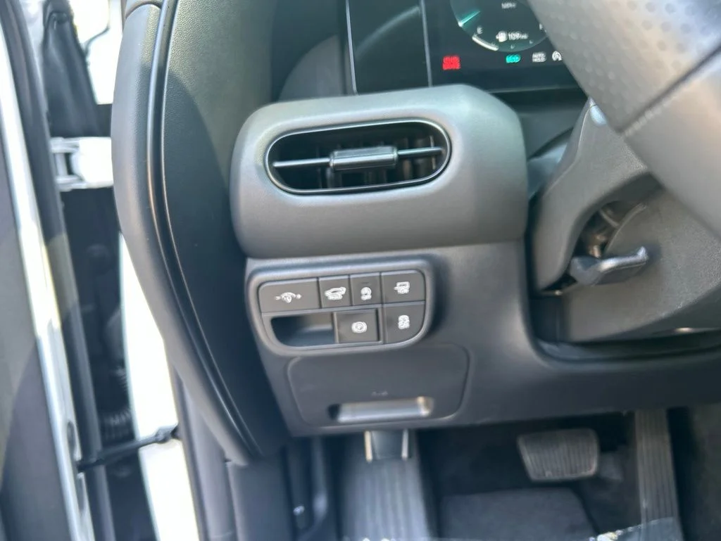 Used 2026 White Hyundai XRT Pro image 27