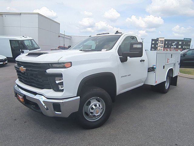 2025 Chevrolet Silverado 3500 HD Chassis Cab Work Truck