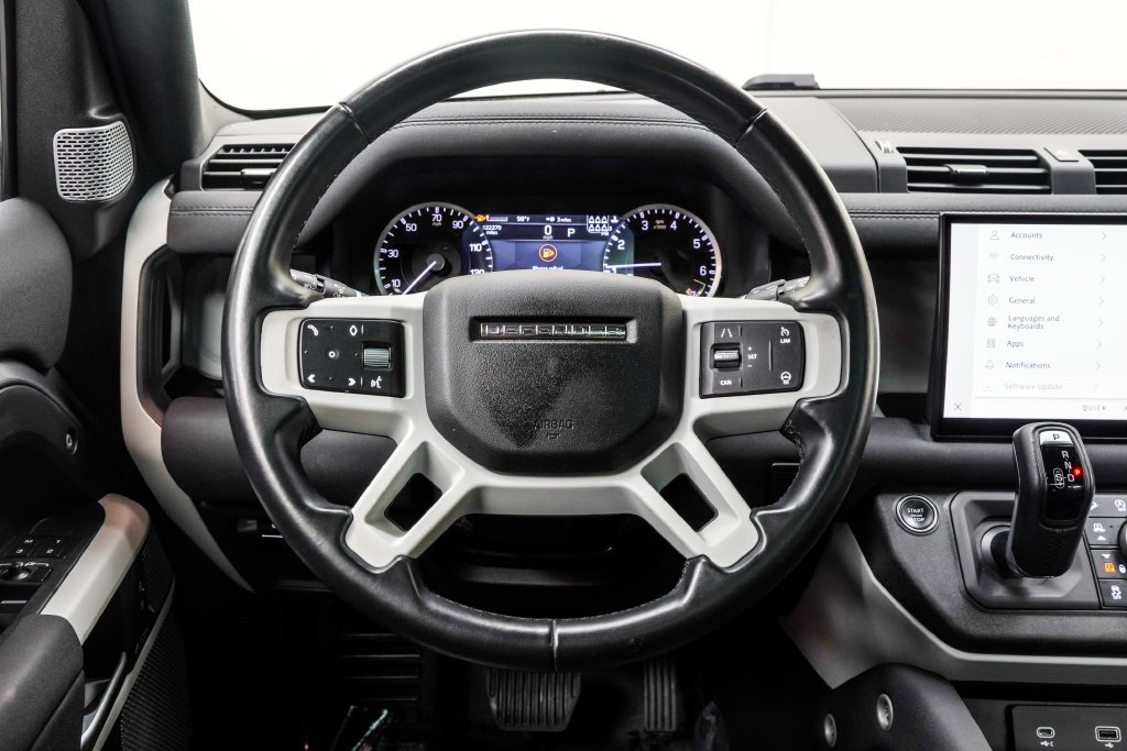 Used 2023 Gray Land Rover SE image 24