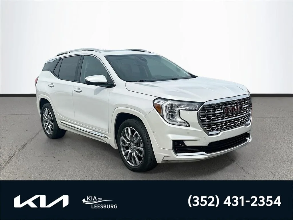 2024 GMC Terrain Denali AWD's photo