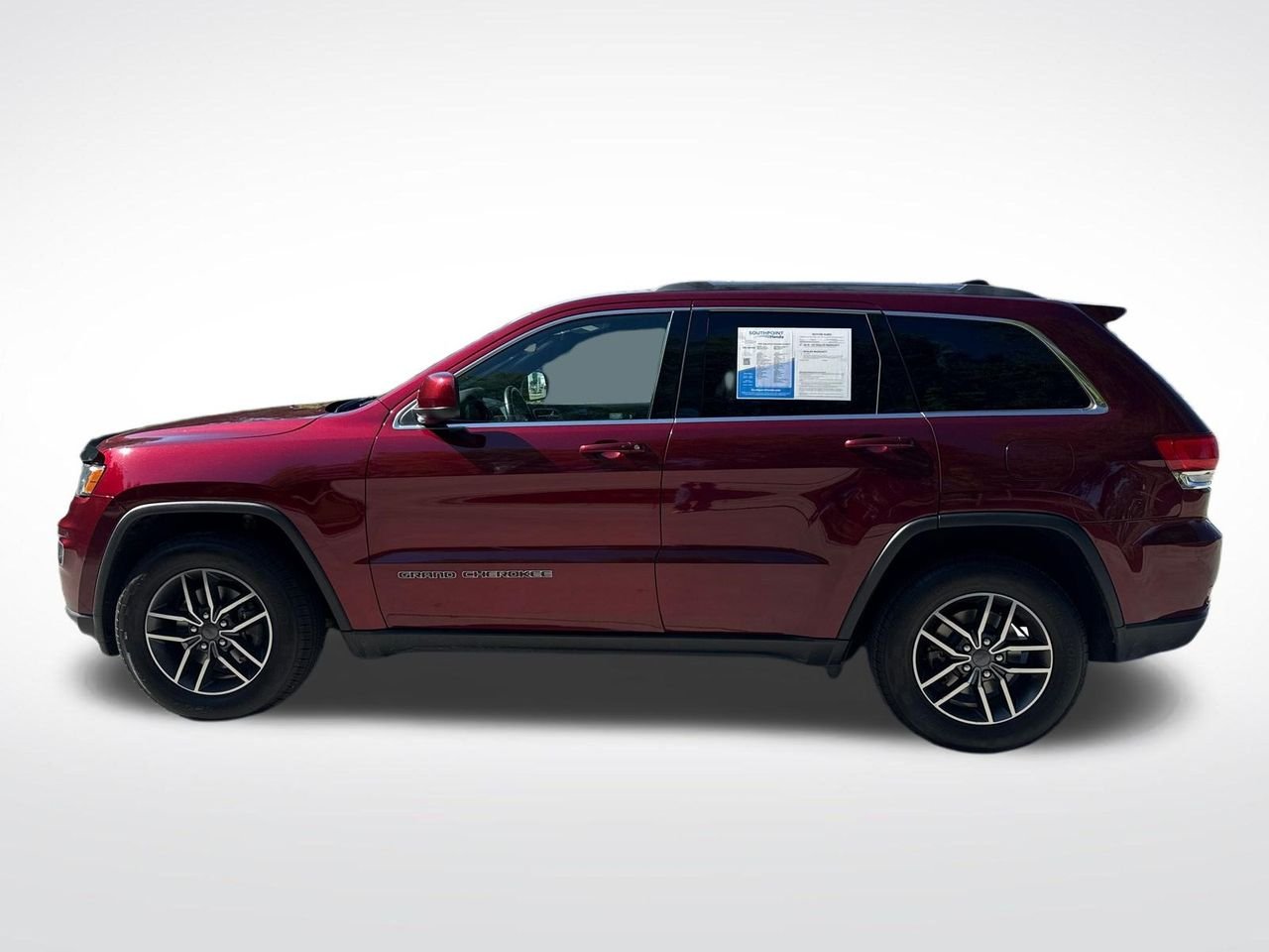 Used 2019 Red Jeep Laredo E image 4