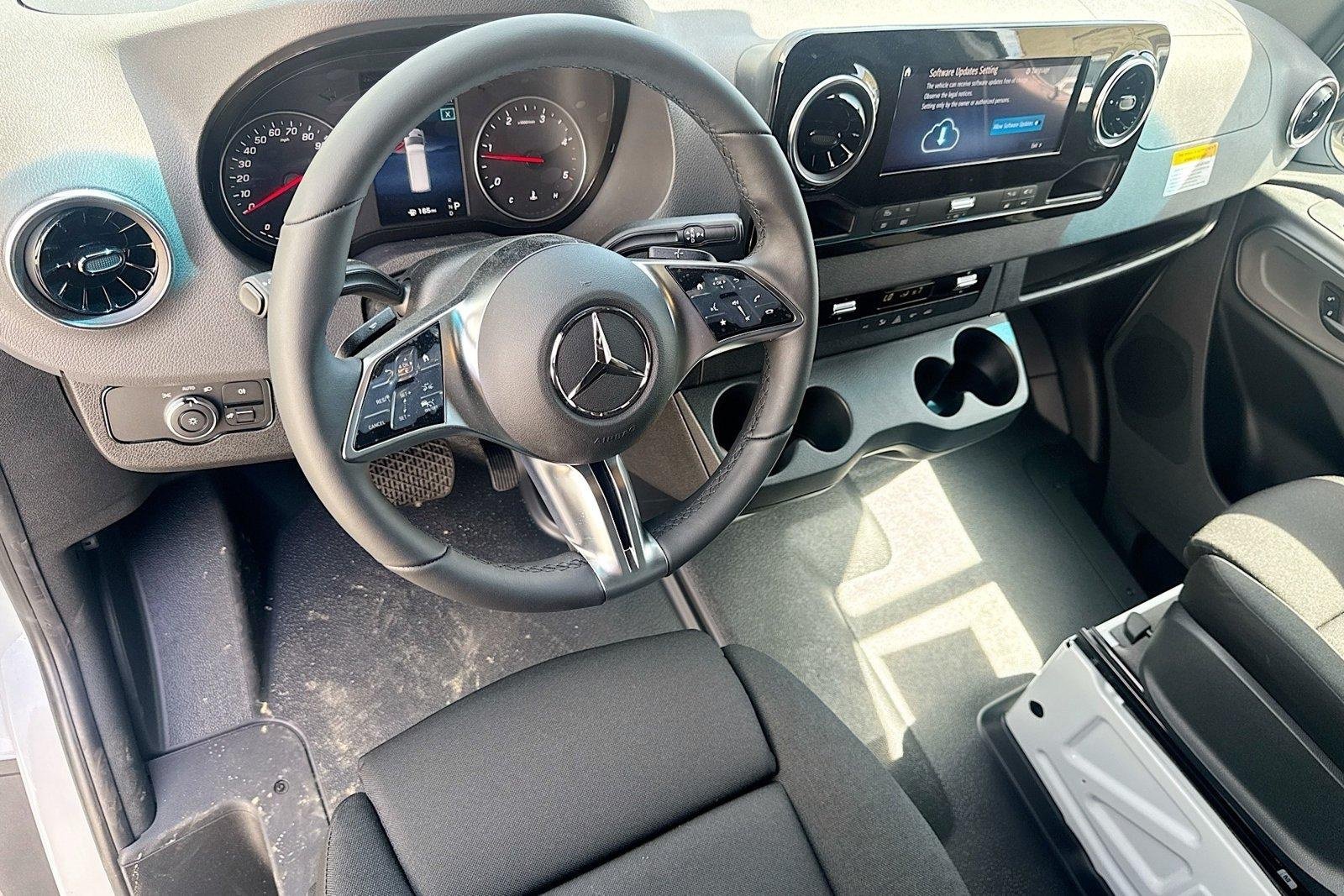New 2026 Arctic White Mercedes-Benz  image 9