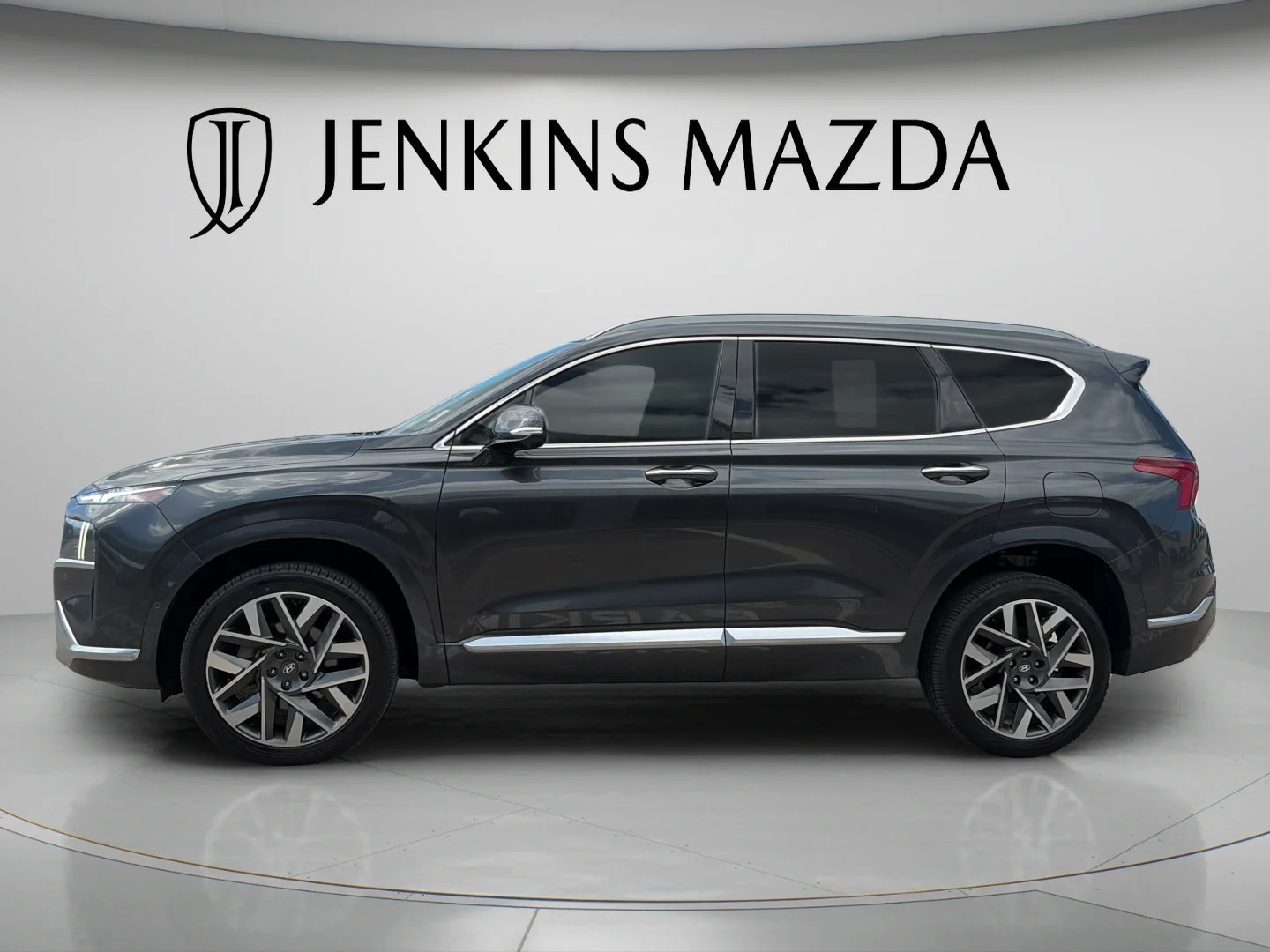Used 2023 Portofino Gray Hyundai Calligraphy image 6