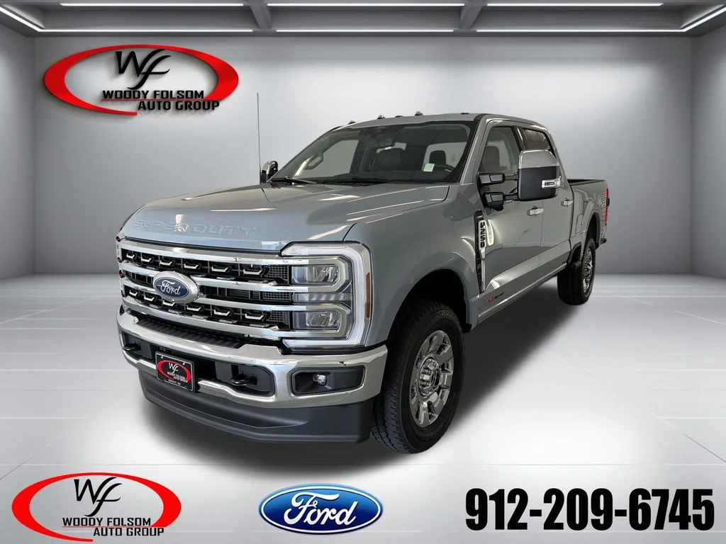 New 2026 Glacier Gray Metallic Tri-Coat Ford F-250® Lariat® image 1