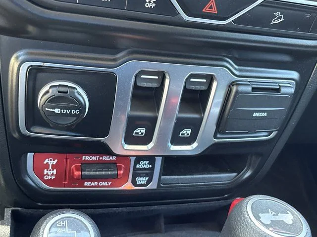 Used 2021 Gray Jeep Rubicon image 37