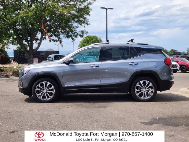 Used 2018 Gray GMC SLT image 2