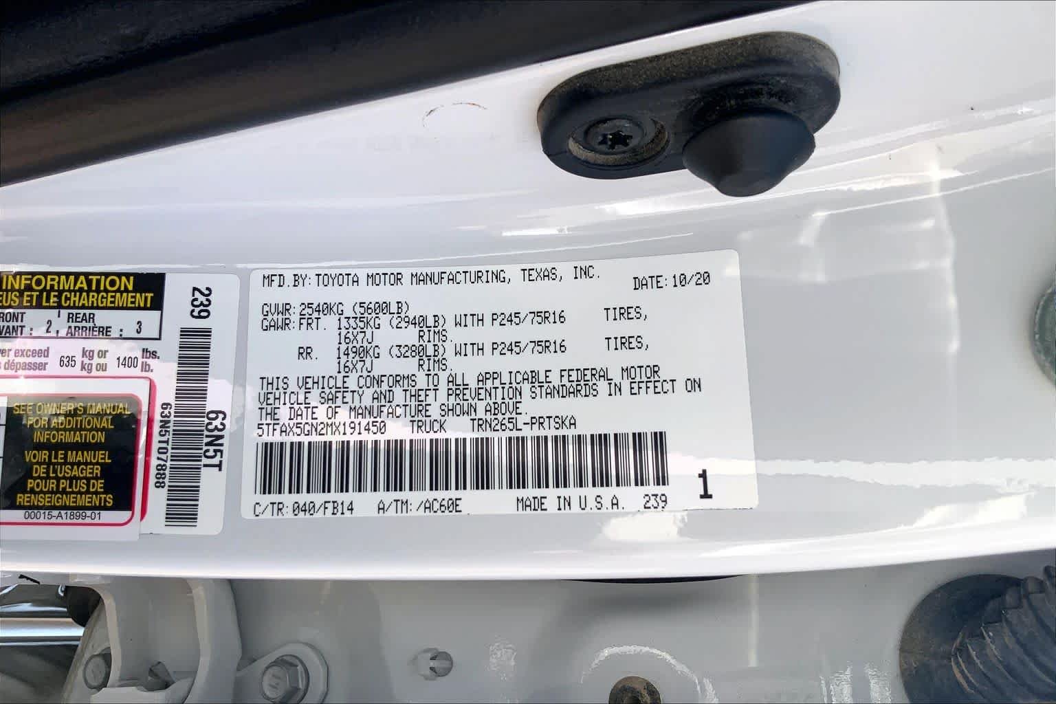 Used 2021 Super White Toyota SR5 image 37