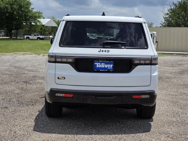 New 2026 Bright White Clear-Coat Exterior Paint Jeep  image 5