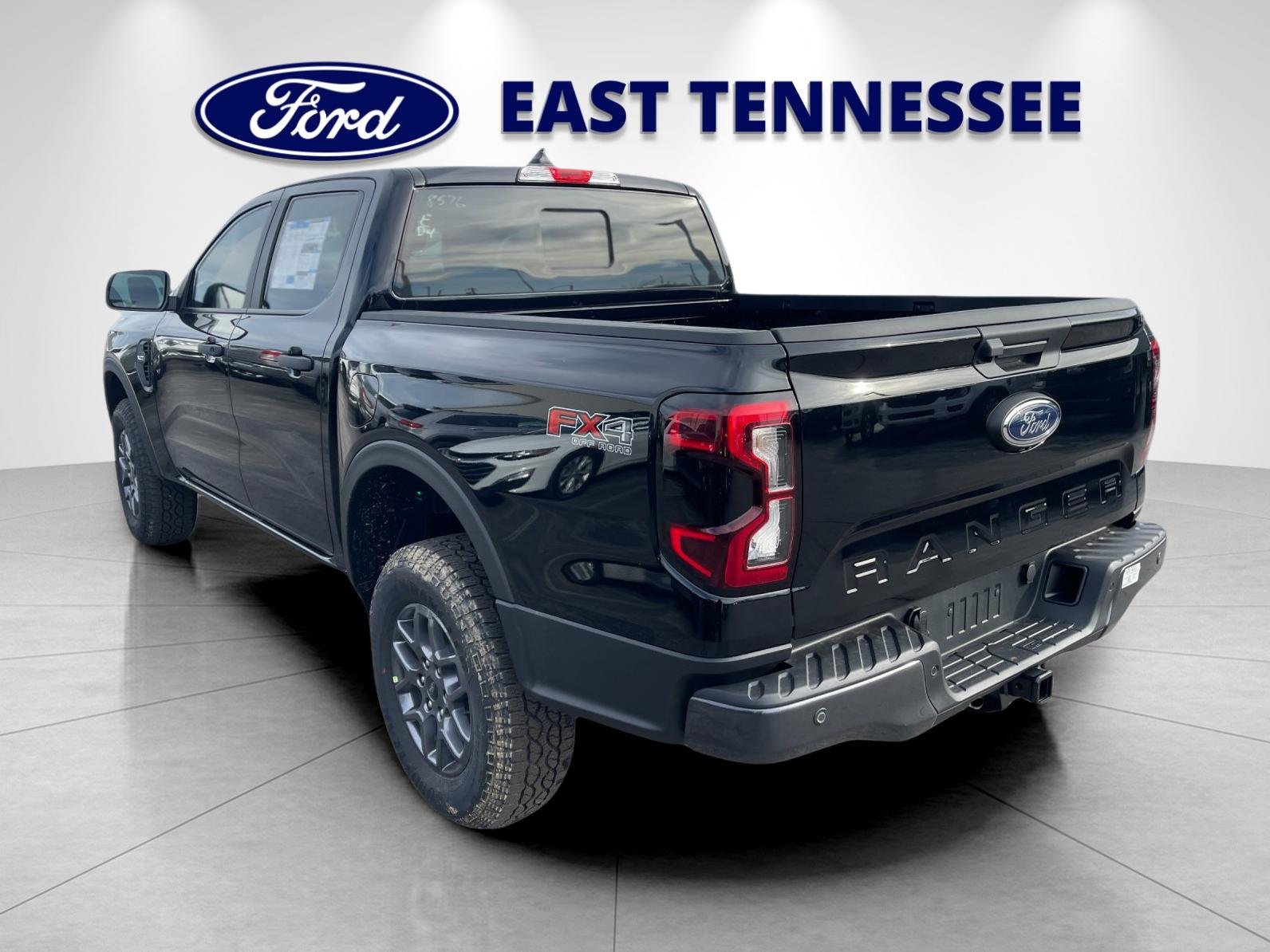 New 2025 Shadow Black Ford XLT image 5