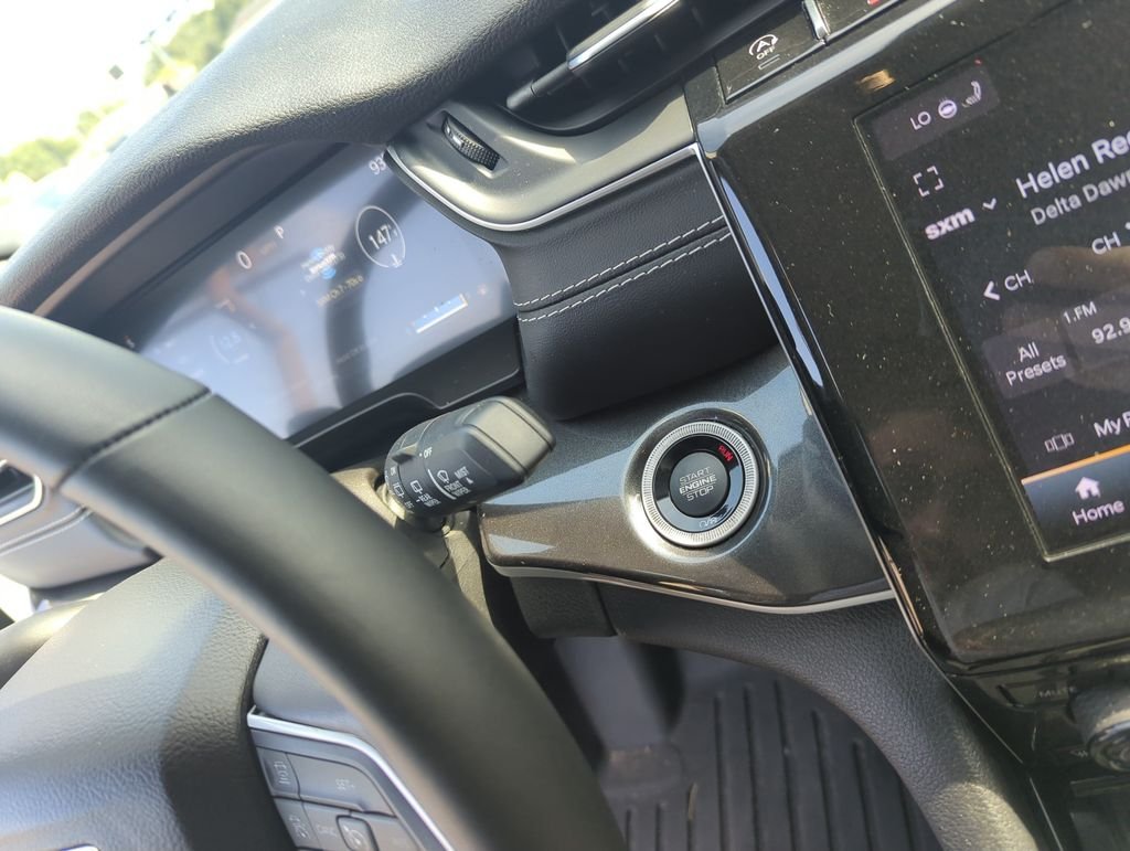 Used 2022 Silver Jeep Laredo image 24
