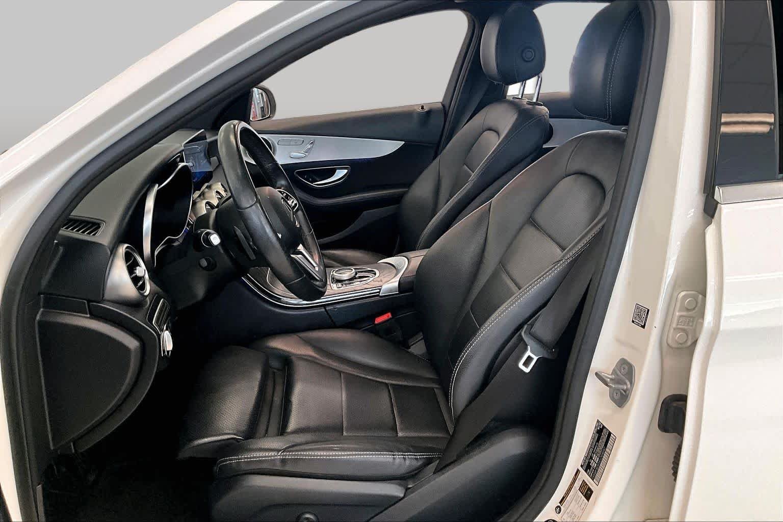 Used 2019 Polar White Mercedes-Benz C 300 image 7