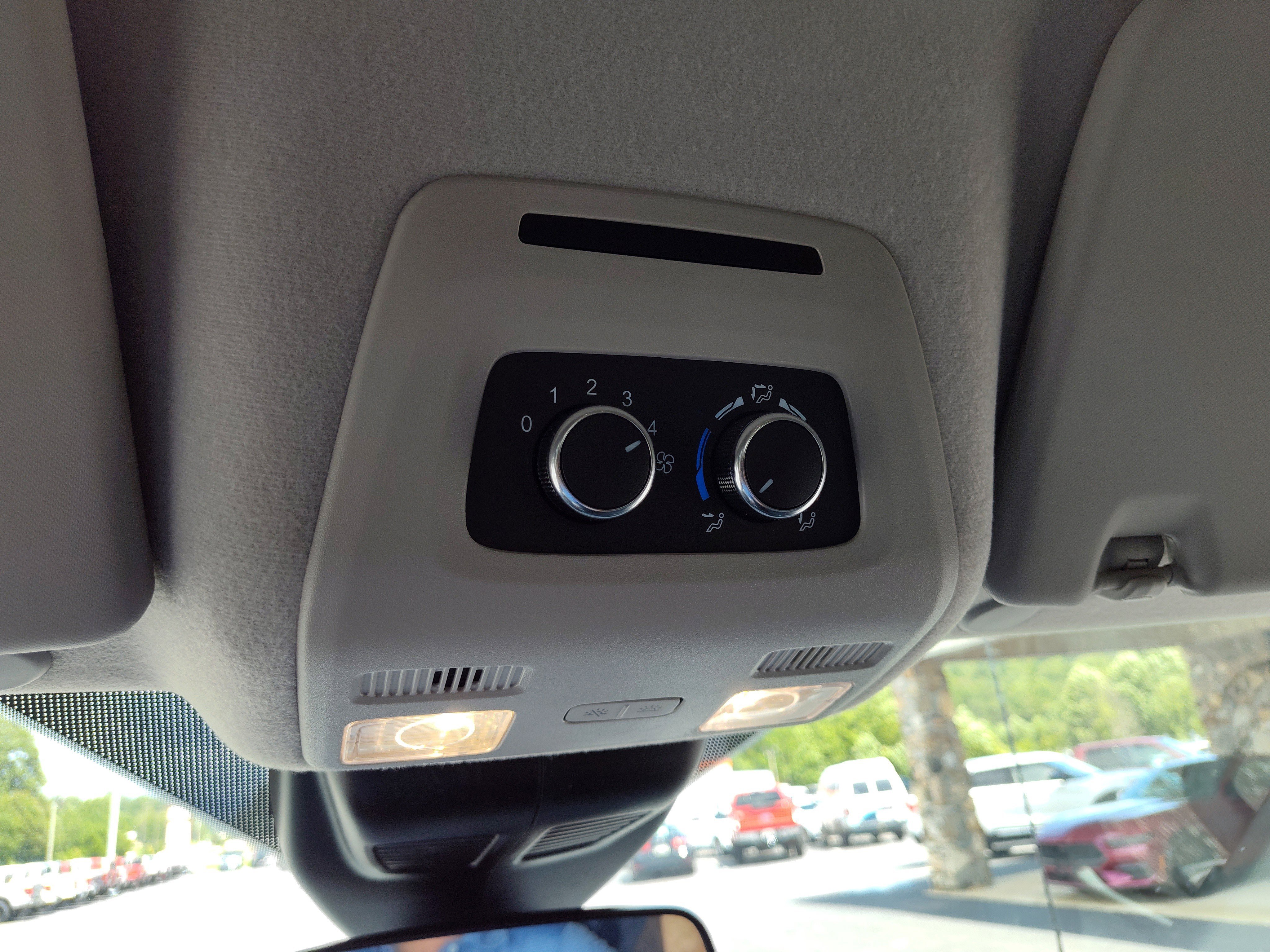 2024 Ford Transit Passenger Van XL - Photo 31