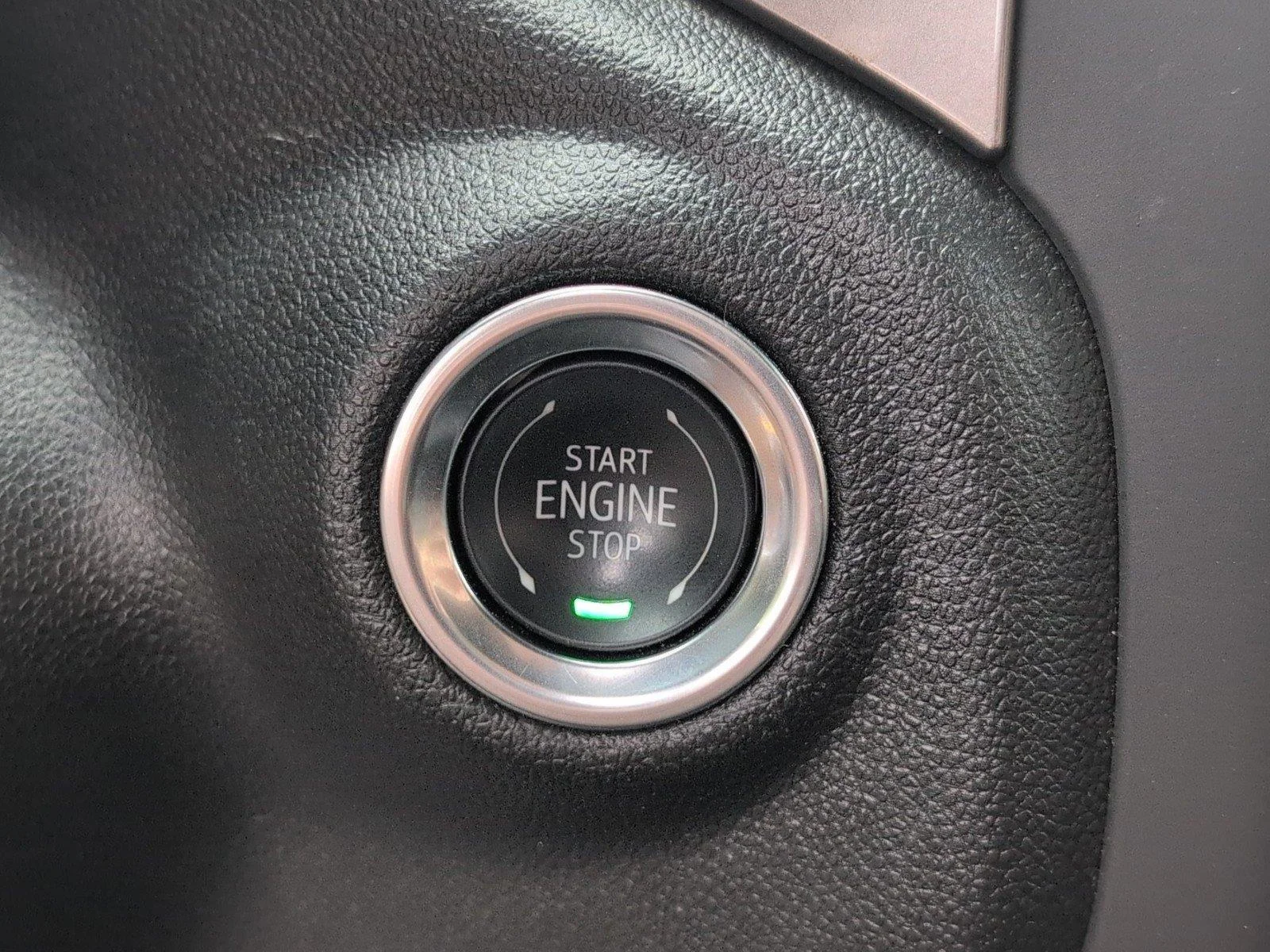Used 2025 Black Chevrolet Custom image 25