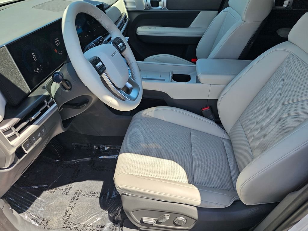 New 2026 White Hyundai SEL image 23