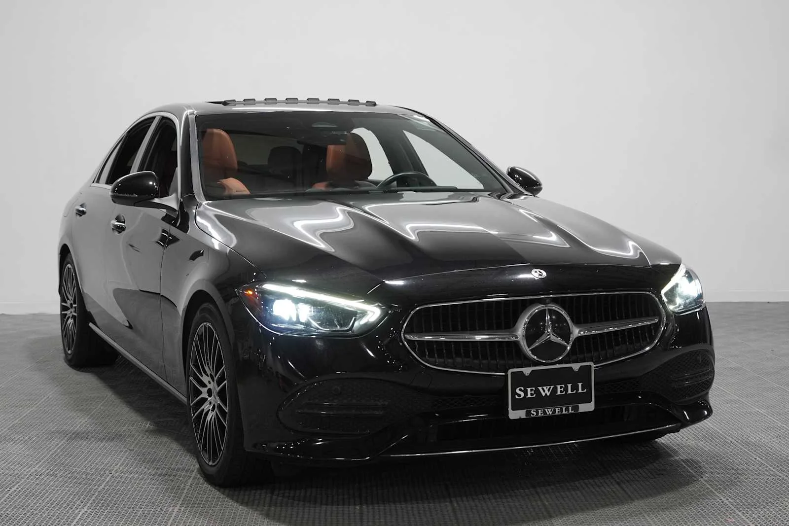 Used 2022 Obsidian Black Metallic Mercedes-Benz C 300 image 3