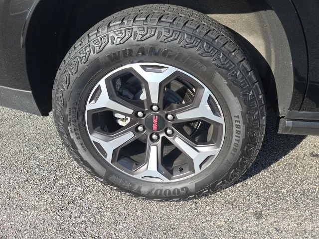 Used 2025 Black GMC AT4 Ultimate image 11