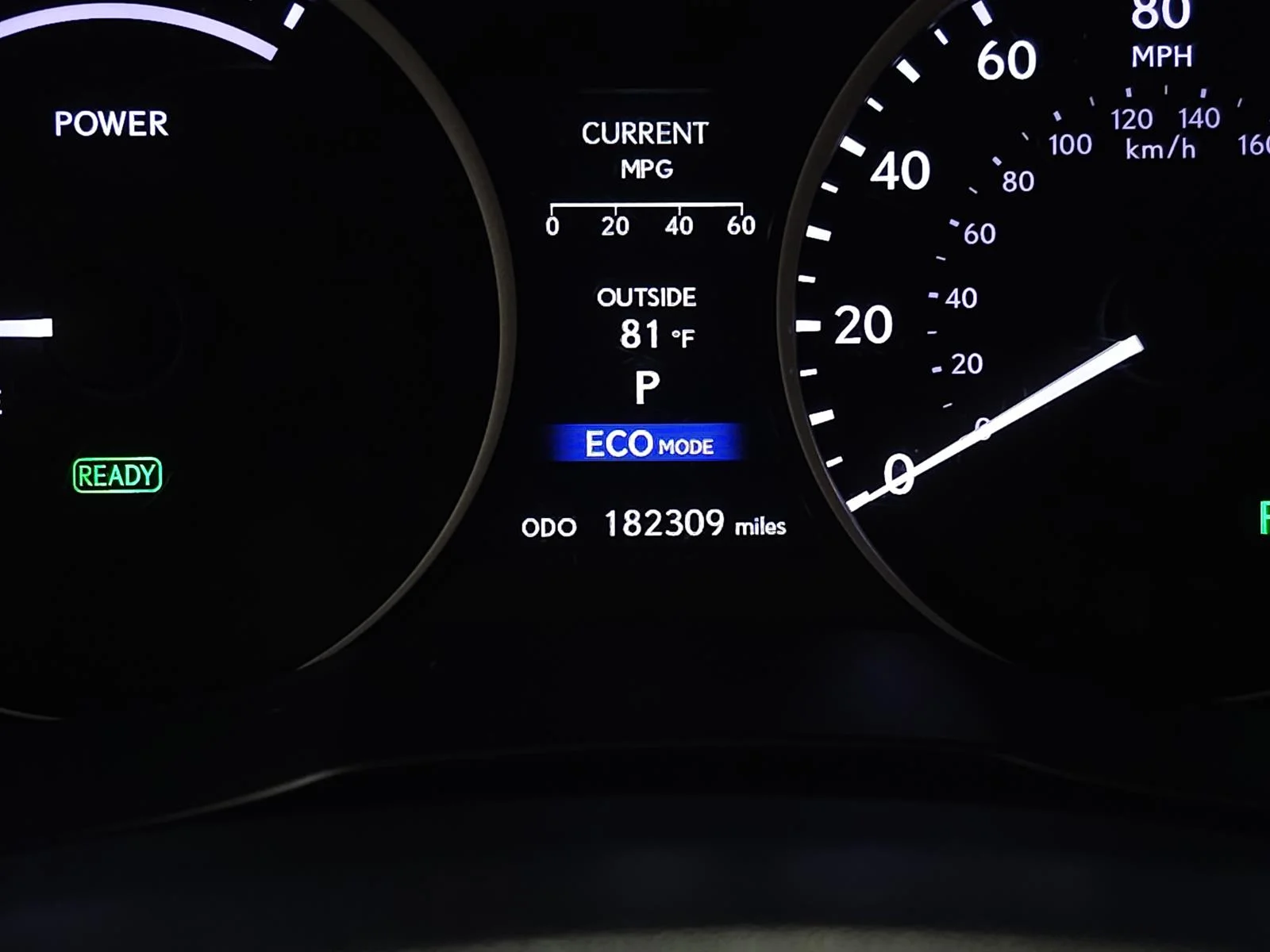 Used 2014 White Lexus  image 20