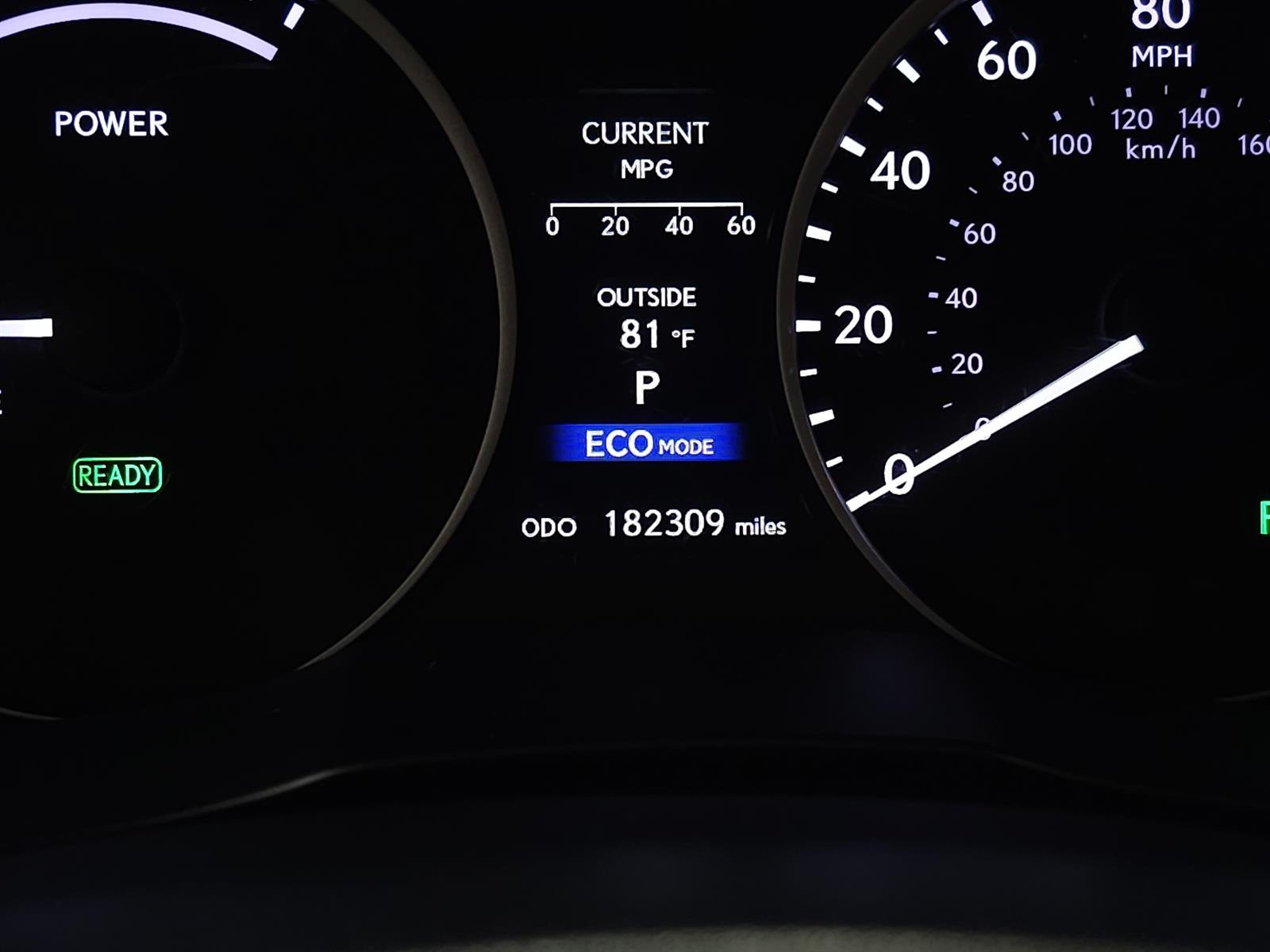 Used 2014 White Lexus  image 20